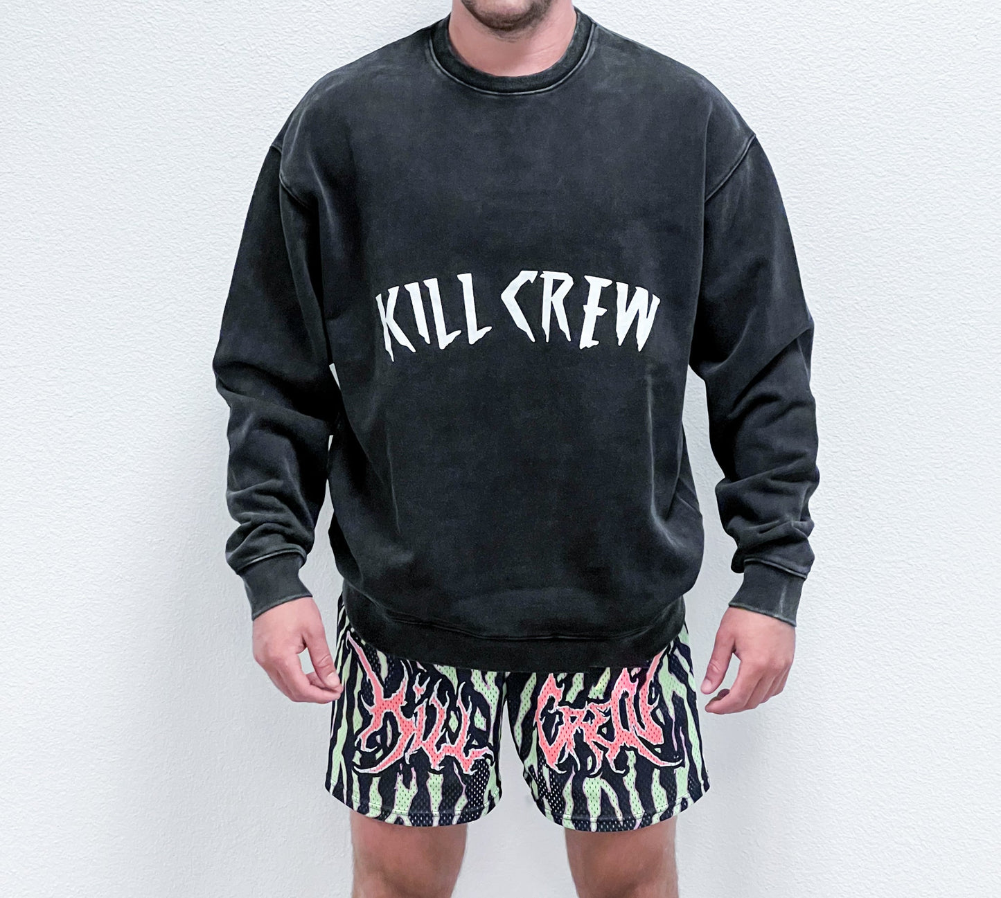 HEAVYWEIGHT LUX "KILL CREW" CREW NECK - BLACK