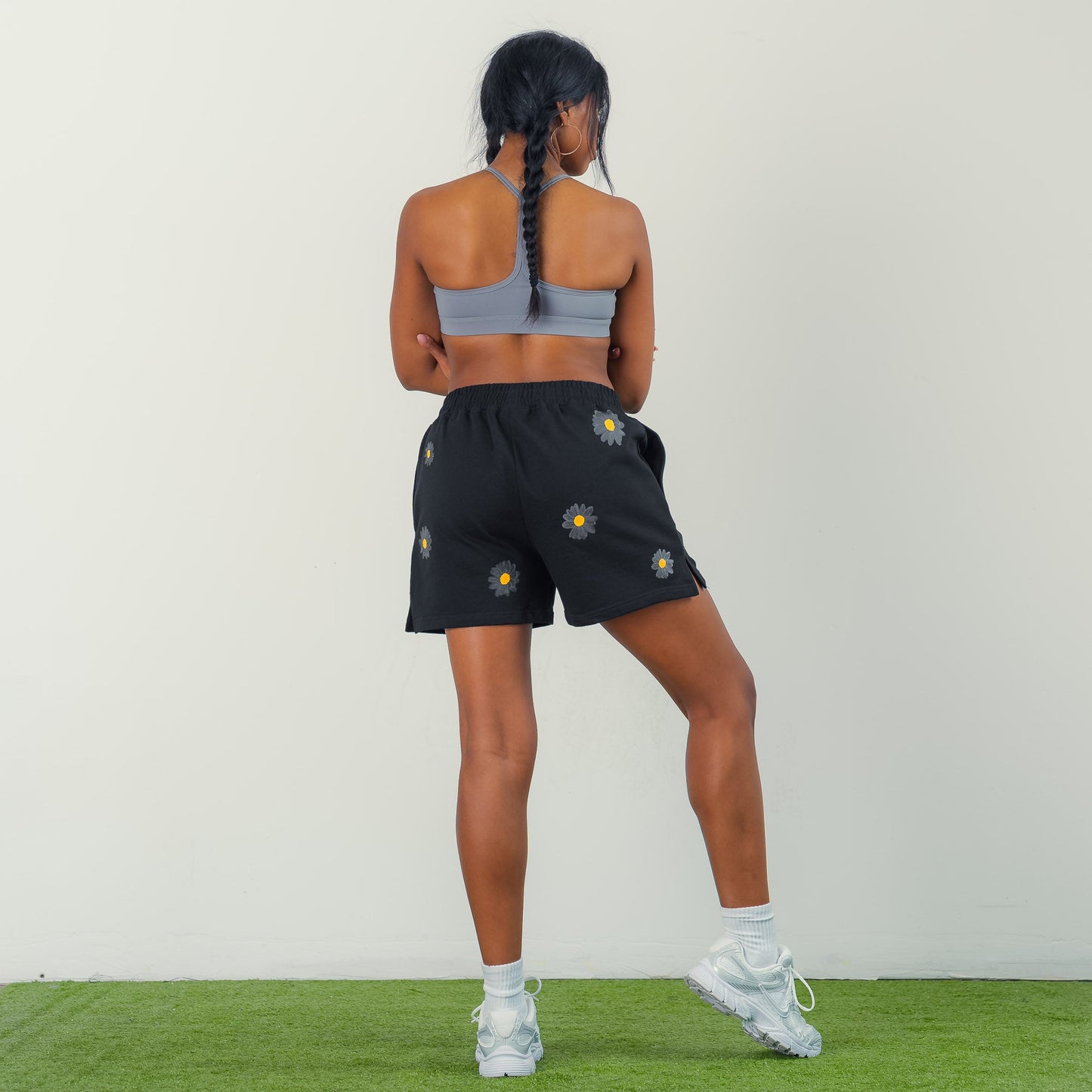 COTTON SHORTS (MID THIGH CUT) DAISY - BLACKOUT