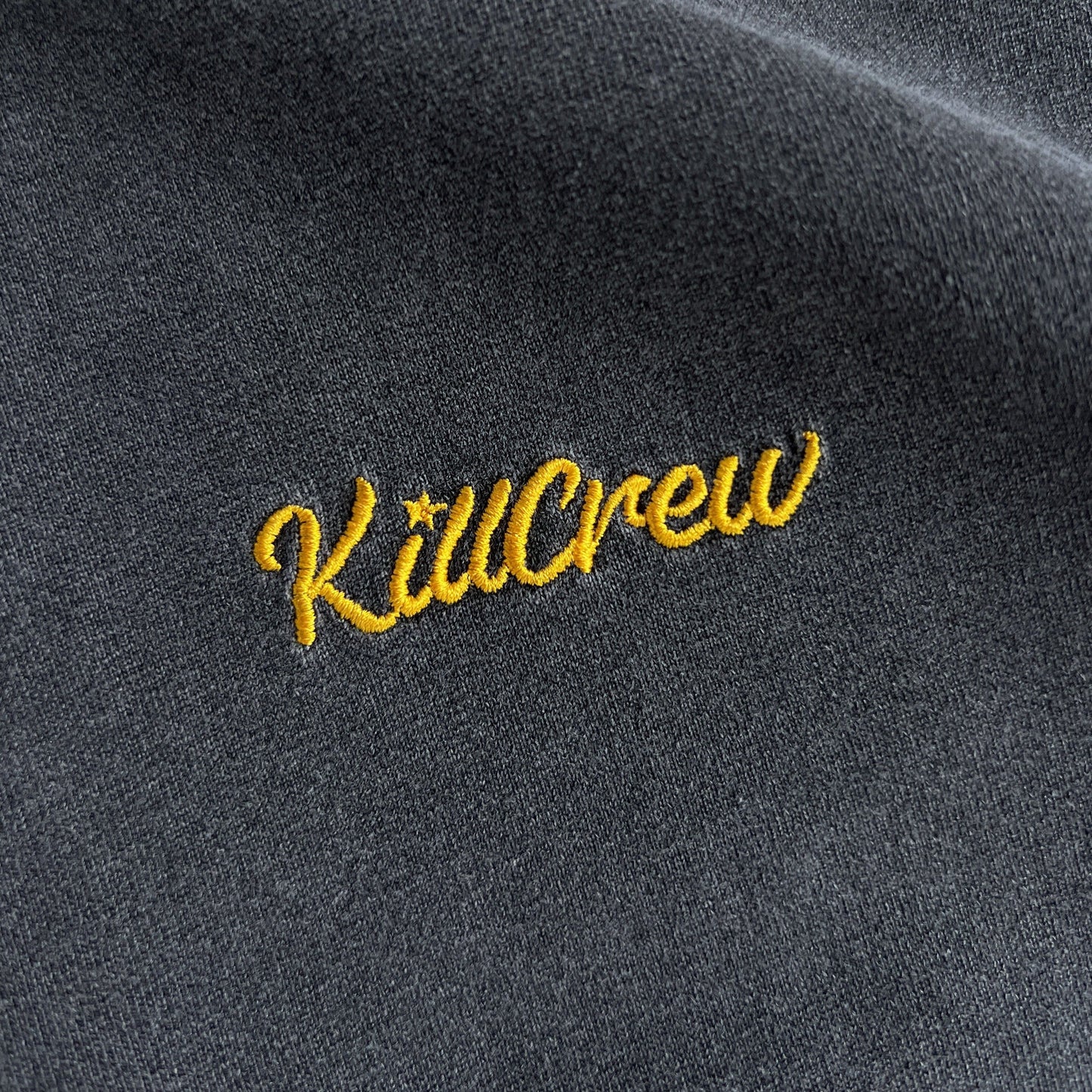 RELAXED FIT LUX SCRIPT T-SHIRT - BLACK / YELLOW