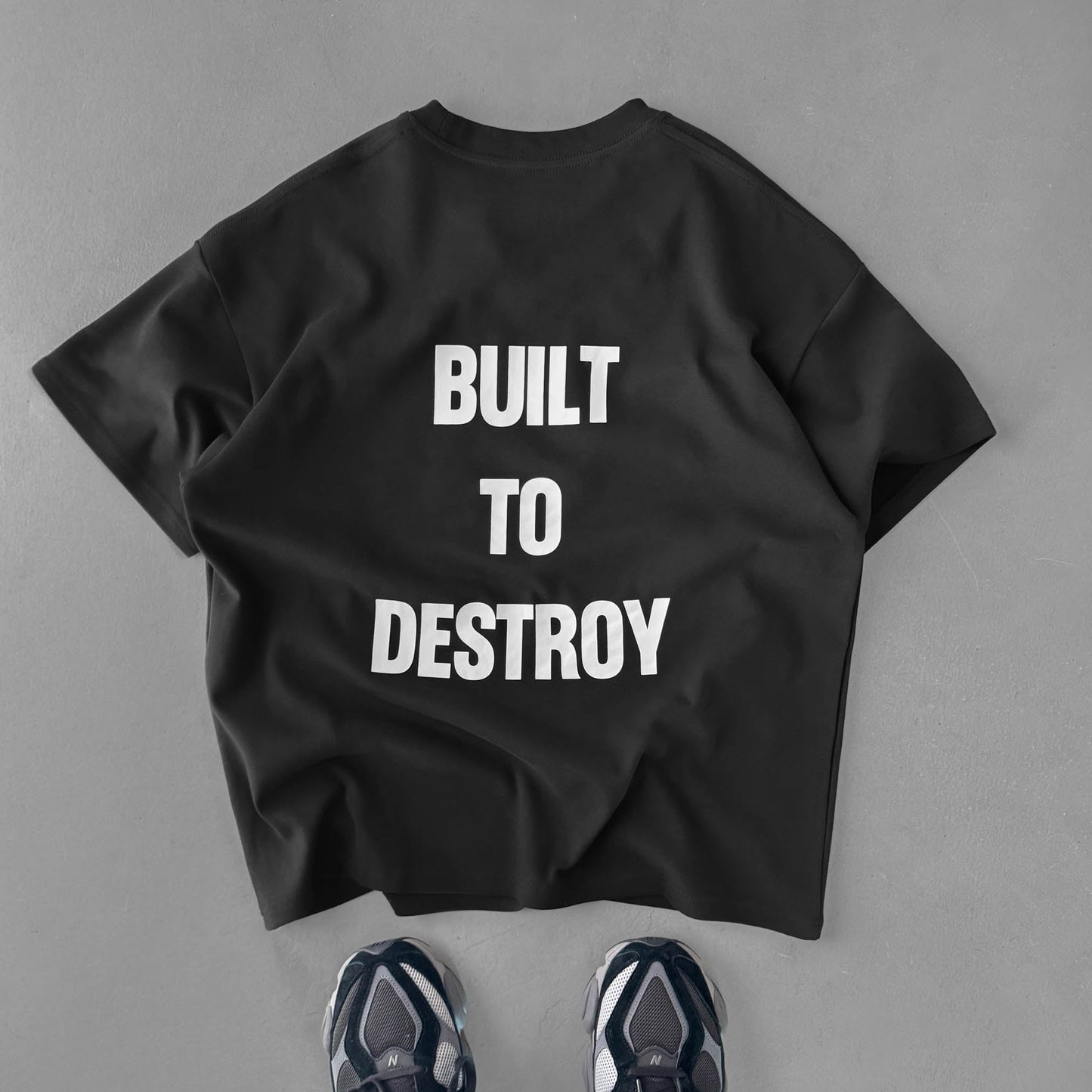 RELAXED FIT NATURAL COTTON "BUILT TO DESTROY" T-SHIRT - BLACK / WHITE