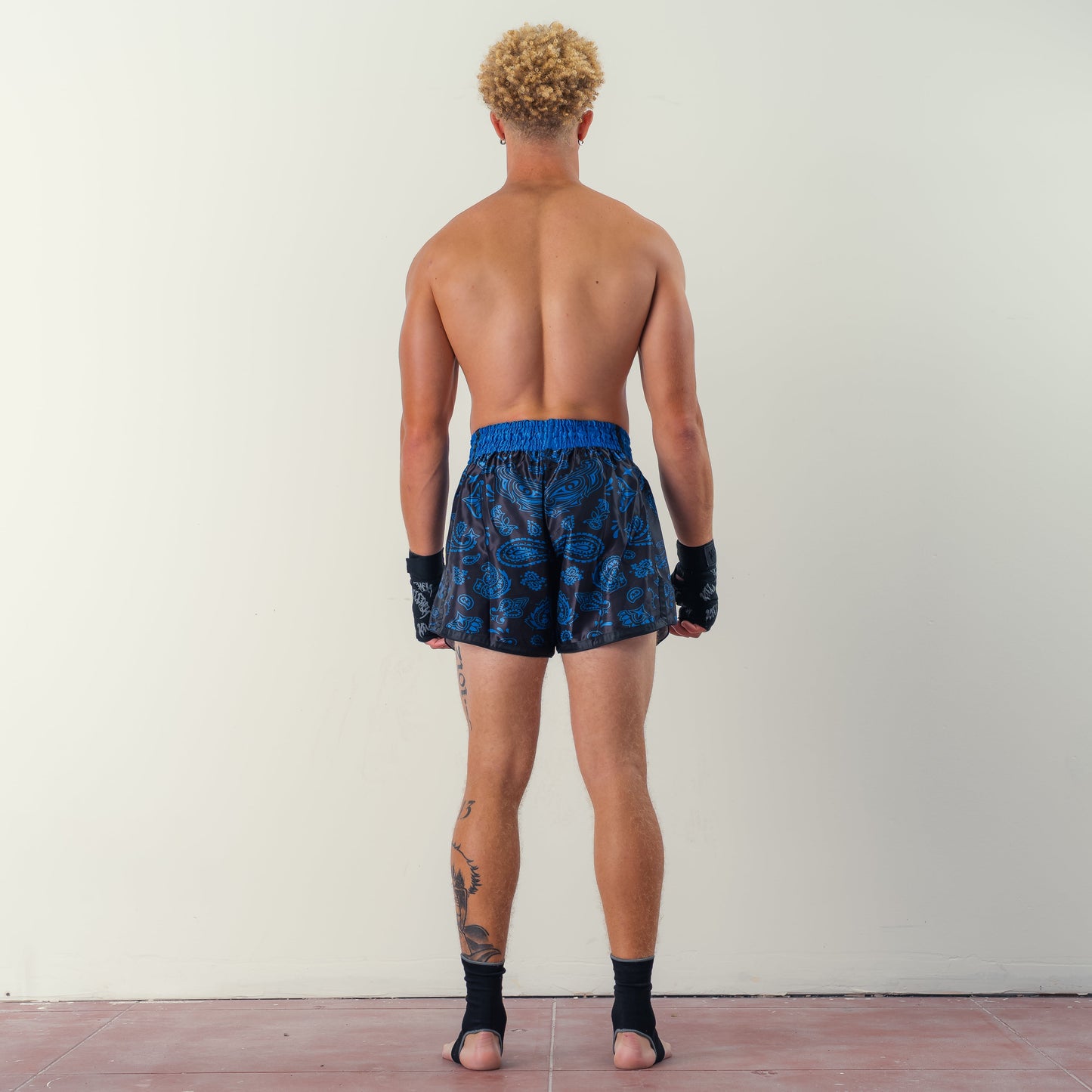BANDANA FIGHT SHORTS - BLACK / BLUE