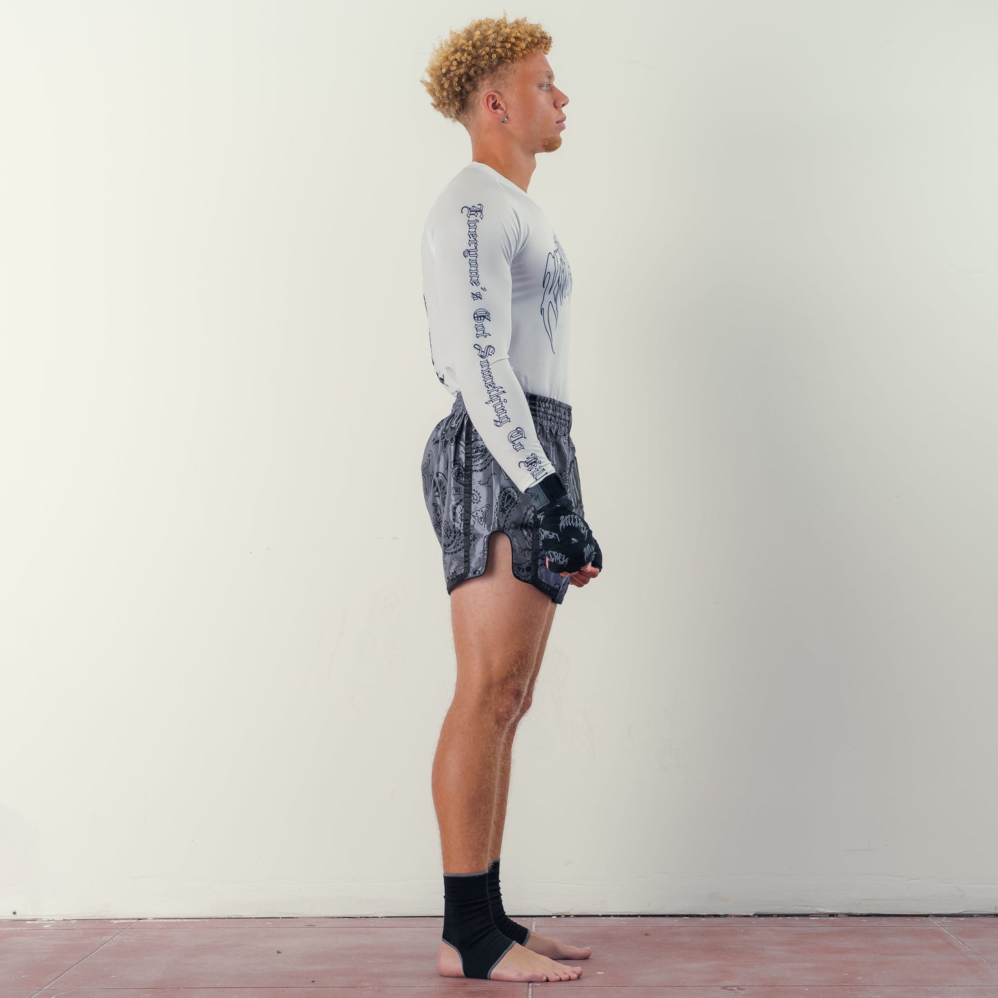 BANDANA FIGHT SHORTS - BLACKOUT