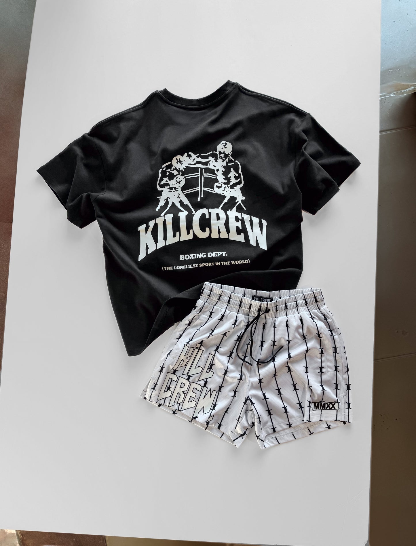 RELAXED FIT NATURAL COTTON BOXING DEPARTMENT T-SHIRT - BLACK / WHITE