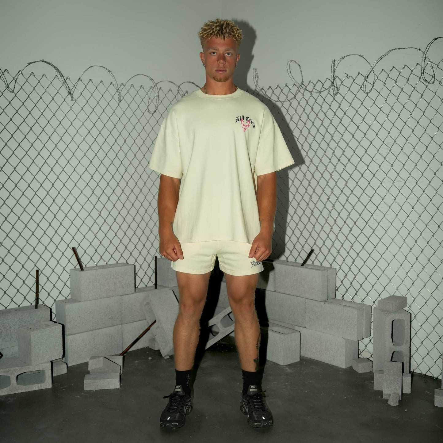 RELAXED FIT NATURAL COTTON "DESTROY" T-SHIRT - CREAM