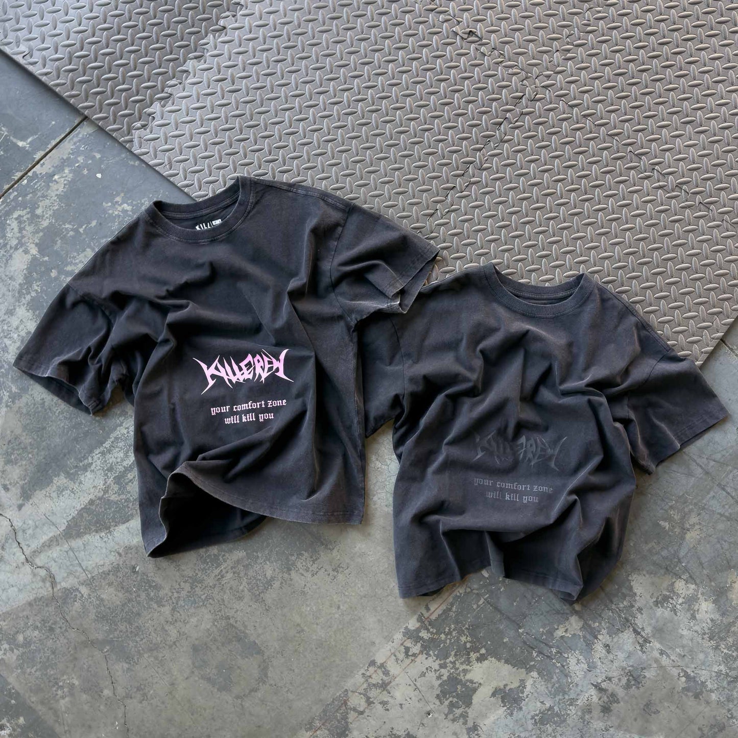 RELAXED FIT LUX "COMFORT ZONE" T-SHIRT - BLACKOUT