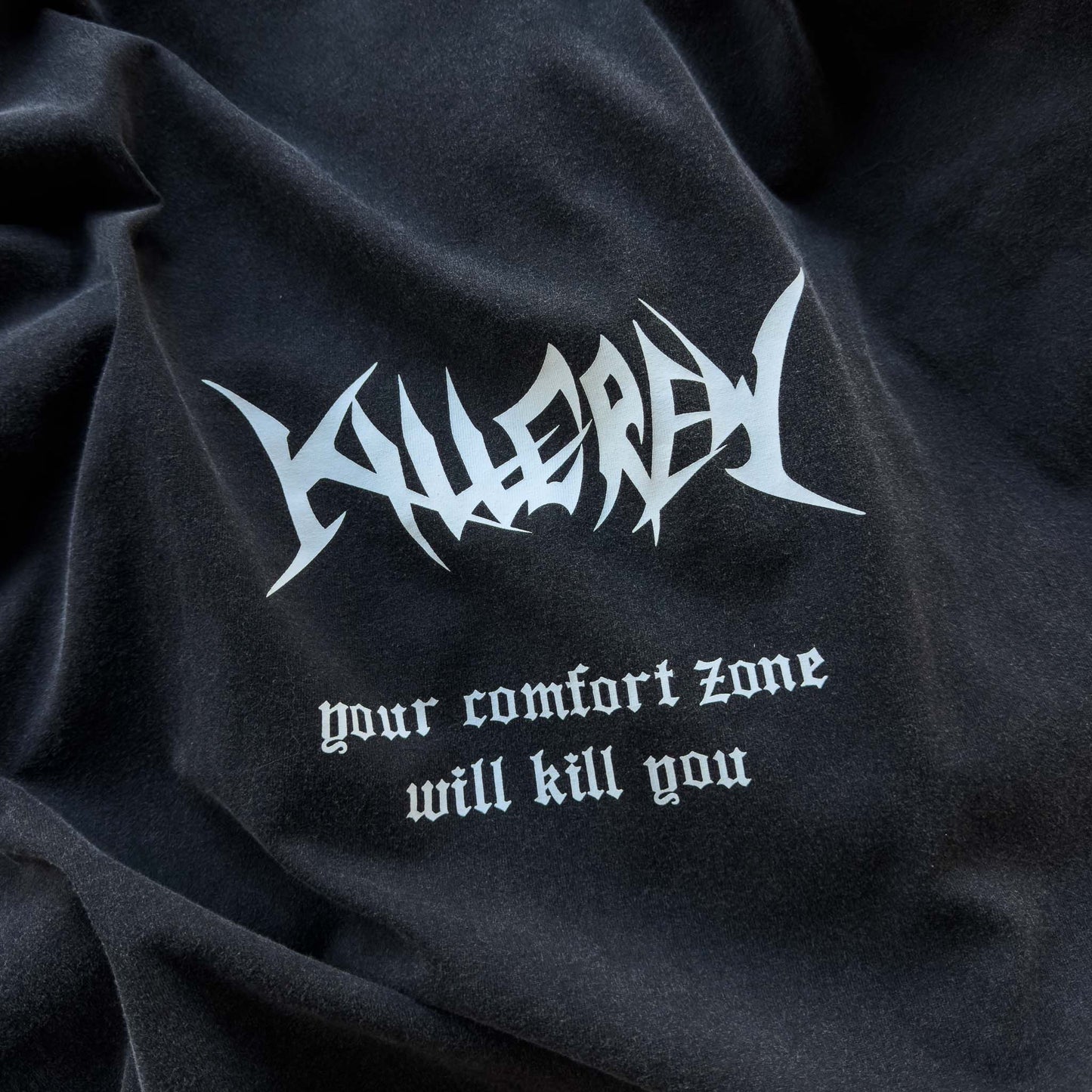RELAXED FIT LUX "COMFORT ZONE" T-SHIRT - BLACK / WHITE