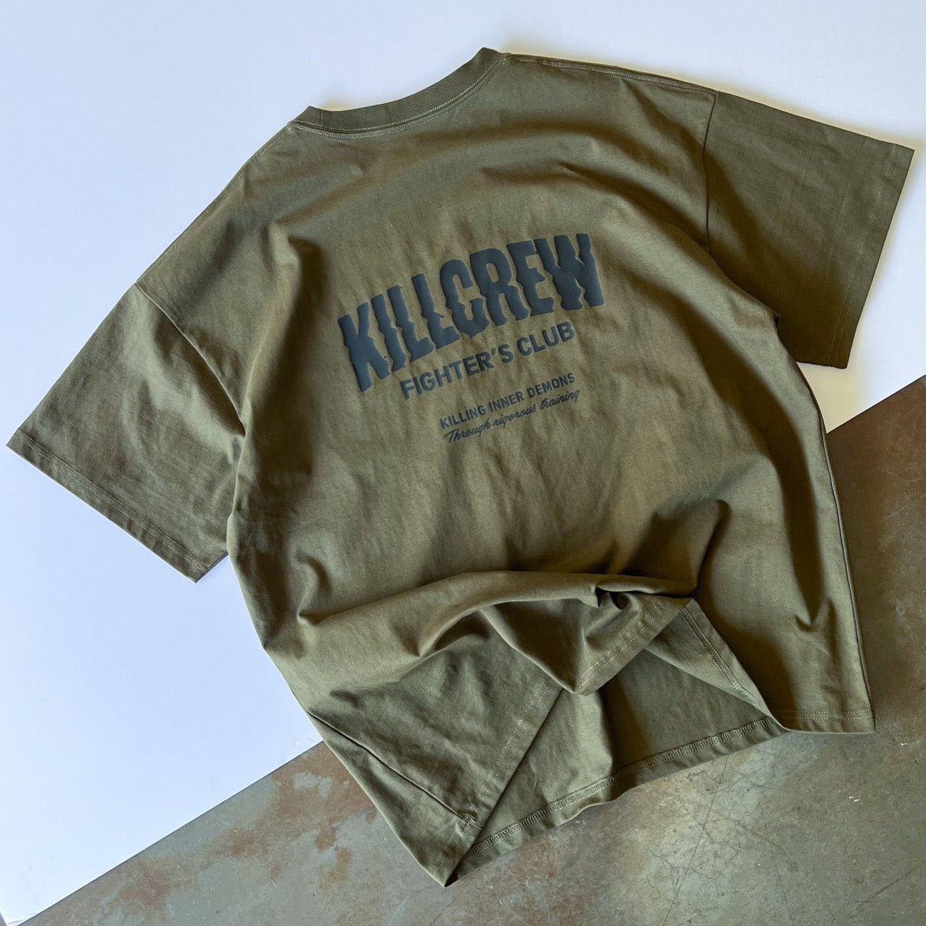 RELAXED FIT RIGOROUS TRAINING T-SHIRT - OLIVE / BLACK