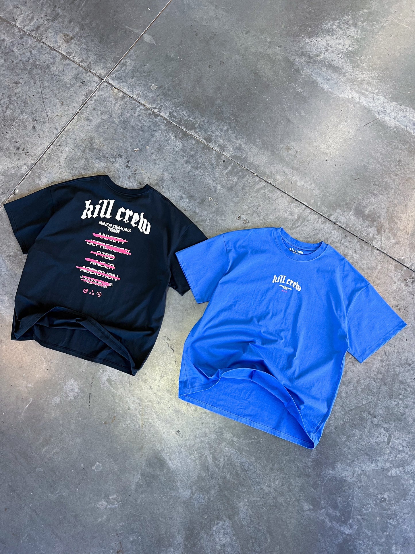 RELAXED FIT INNER DEMONS TOUR T-SHIRT - BLACK / WHITE