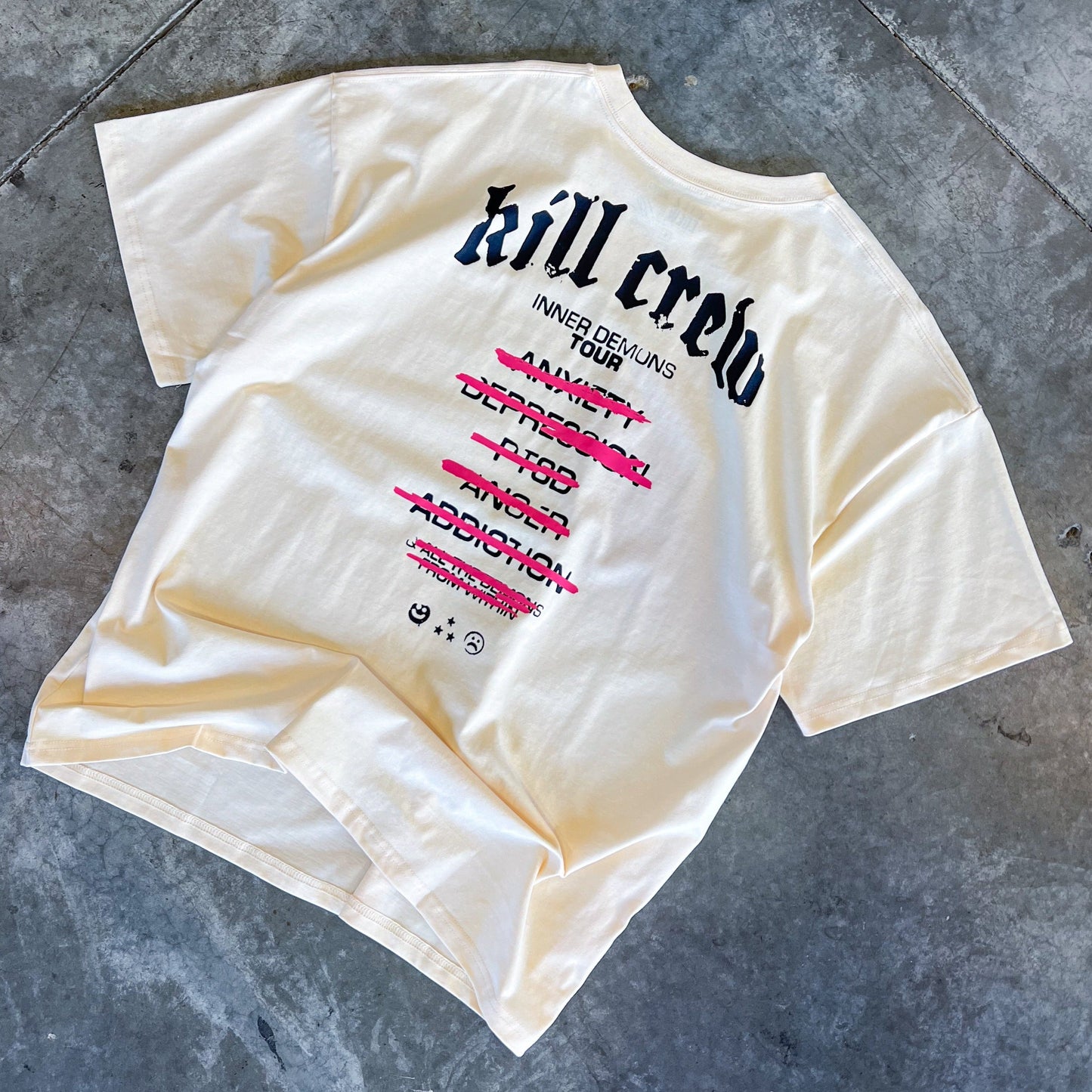 RELAXED FIT INNER DEMONS TOUR T-SHIRT - CREAM