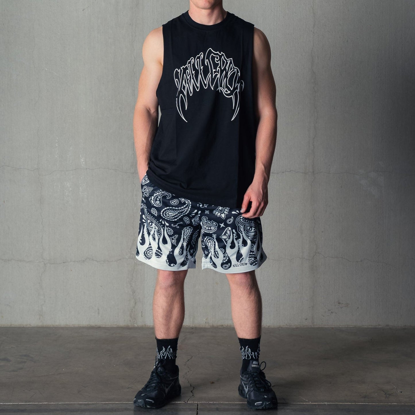 BANDANA FLAME SHORT (RELAXED CUT) - BLACK / WHITE