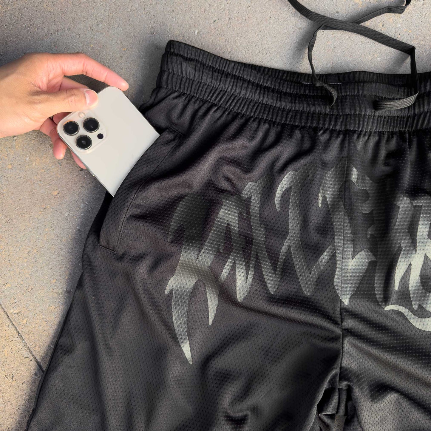 RELAXED CUT "CLASSIC" SHORTS - BLACKOUT