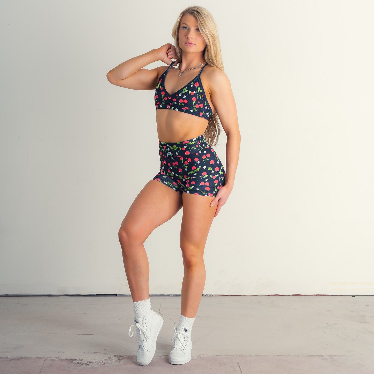 SCRUNCH BIKER SHORTS "CHERRY BOMB"