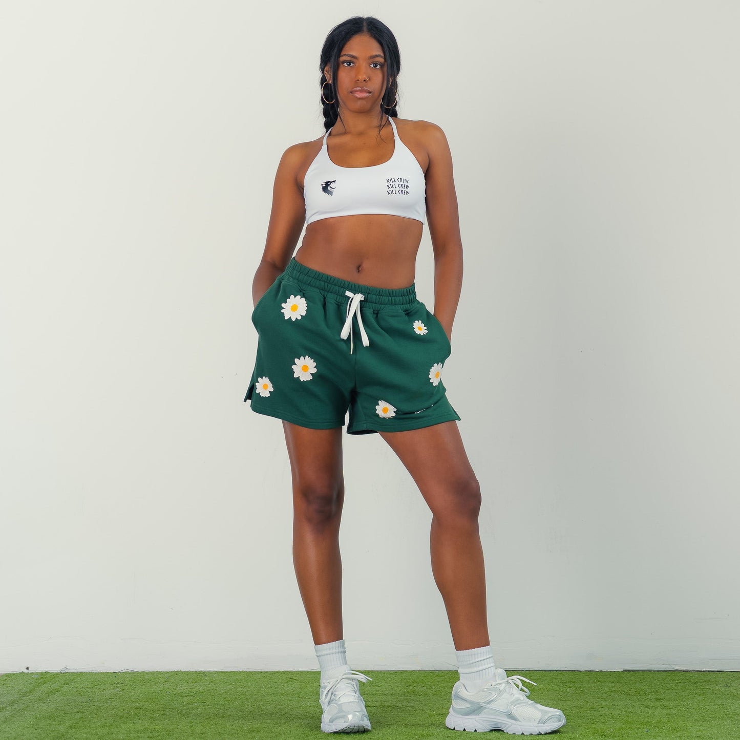 COTTON SHORTS (MID THIGH CUT) DAISY - GREEN