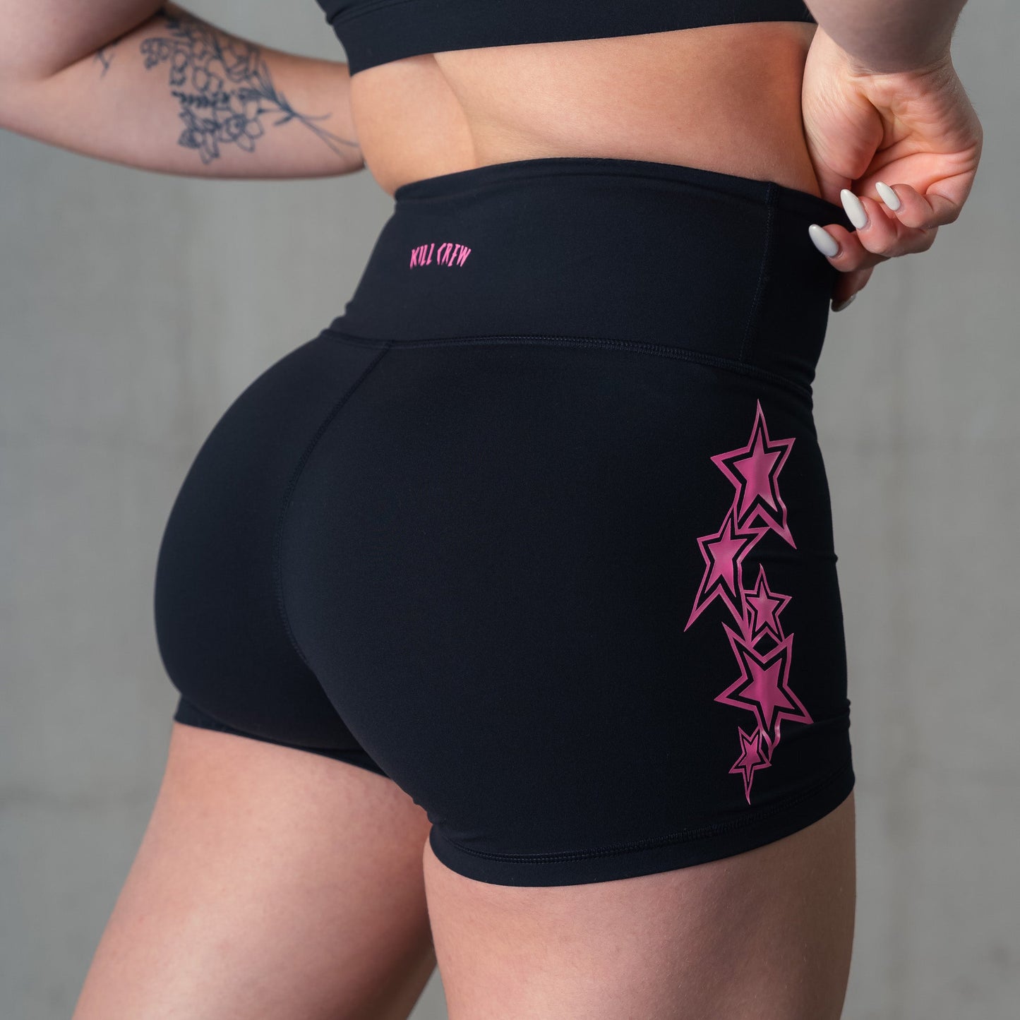 STAR BOY BIKER SHORTS - BLACK / PINK